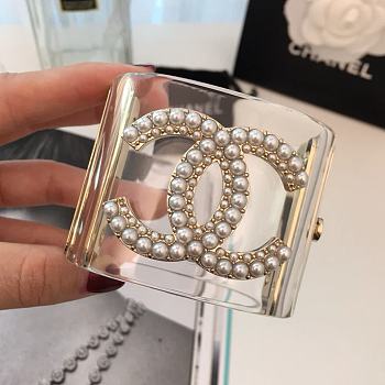 Kitlife Chanel Lucite Pearl CC Cuff 