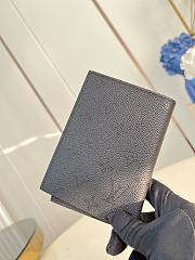 Kitlife Louis Vuitton Passport Cover Black M26774 10x14x2.5cm - 4