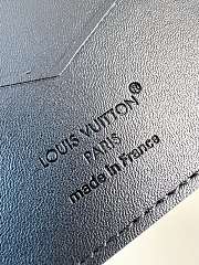 Kitlife Louis Vuitton Passport Cover Black M26774 10x14x2.5cm - 6