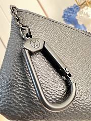 Kitlife Louis Vuitton Key Pouch Black M26776 12x7x1.5cm - 5