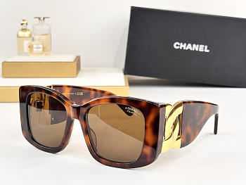 Kitlife Chanel Classy Elegant Retro Cat Eye Sunglasses