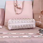 Kitlife Miu Miu Caprice Matelassé Light Pink Nappa Leather Clutch 28x14.5x10cm - 2