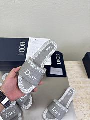 Kitlife Dior Dentelle Heeled Slide Trianon Gray Dior Oblique Embroidered Cotton and White Lace - 5