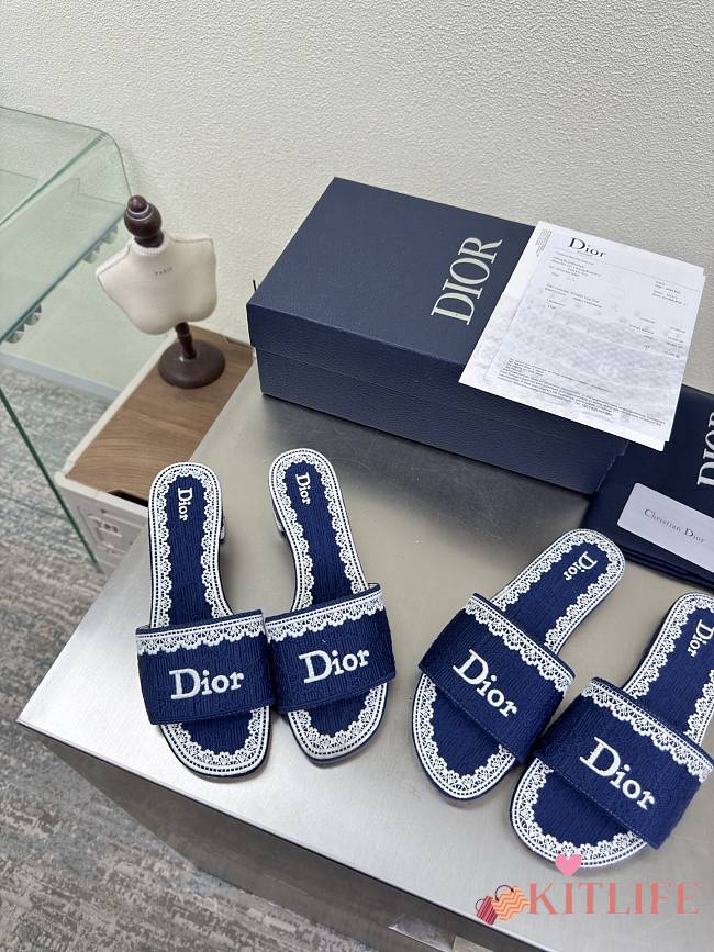 Kitlife Dior Dentelle Heeled Slide Dark Blue Dior Oblique Embroidered Cotton and White Lace  - 1