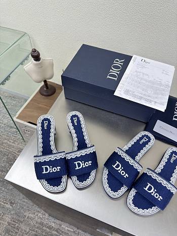 Kitlife Dior Dentelle Heeled Slide Dark Blue Dior Oblique Embroidered Cotton and White Lace 