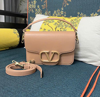 Kitlife Valentino Garavani Loco Vlogo Signature Bag Beige 22x16x7cm