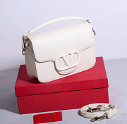 Kitlife Valentino Garavani Loco Vlogo Signature Bag White 22x16x7cm - 6