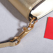 Kitlife Valentino Garavani Loco Vlogo Signature Bag Gold 22x16x7cm  - 5