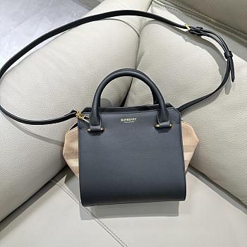 Kitlife Burberry Banwell Tote Bag In Black Leather 21x20x13cm