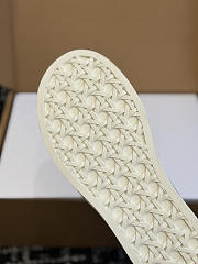 Kitlife Dior Saltwind Sneaker White Cotton Embroidered with Multicolor Dior Daisy Motif - 4