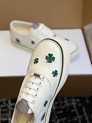 Kitlife Dior Saltwind Sneaker White Cotton Embroidered with Green Dior Clover Motif - 6