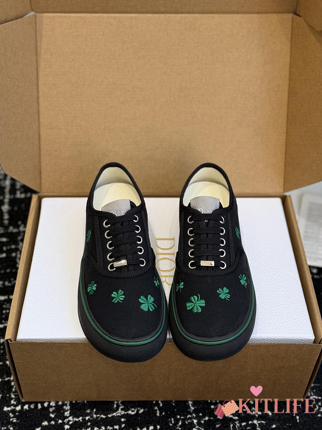 Kitlife Dior Saltwind Sneaker Black Cotton Embroidered with Green Dior Clover Motif - 1