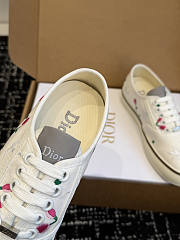 Kitlife Dior Saltwind Sneaker White Cotton Embroidered with Multicolor Doves & Roses Motif - 5