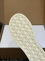 Kitlife Dior Saltwind Sneaker White Cotton Embroidered with Multicolor Doves & Roses Motif - 6