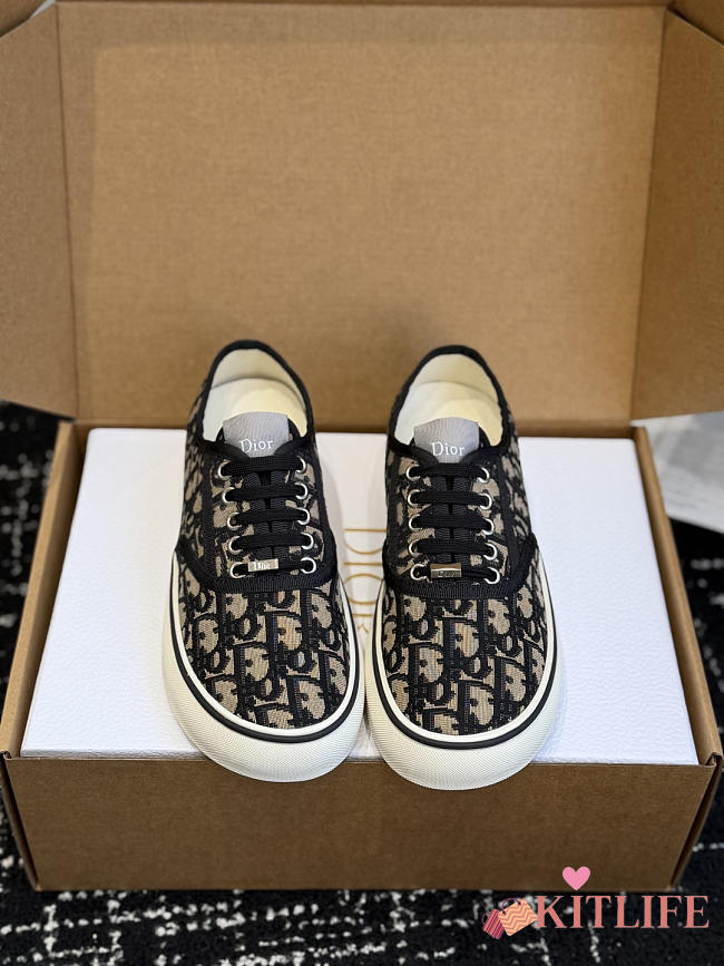 Kitlife Dior Saltwind Sneaker Beige and Blue Dior Oblique Embroidered Cotton - 1