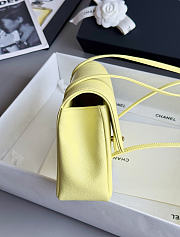 Kitlife Chanel 26P Flap Bag Yellow Grained Shiny Calfskin AS6130 15x22x7cm  - 6