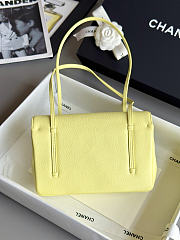 Kitlife Chanel 26P Flap Bag Yellow Grained Shiny Calfskin AS6130 15x22x7cm  - 2