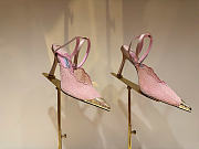 Kitlife Jimmy Choo Lace Pumps Pink With Metal Lace  - 3