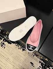 Kitlife Chanel 26P Slip-on Shoes Pink - 2