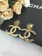 Kitlife Chanel Button Letter Earrings  - 6