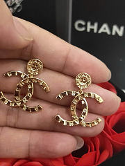 Kitlife Chanel Button Letter Earrings  - 4