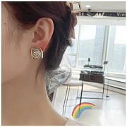Kitlife Chanel Square Pearl and Crystal Letter Earrings - 4