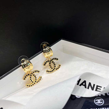 Kitlife Chanel Earrings Gold & Black / Red