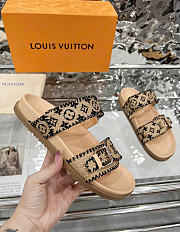 Kitlife Louis Vuitton Bom Dia Flat Comfort Mules Beige & Black Raffia  - 3