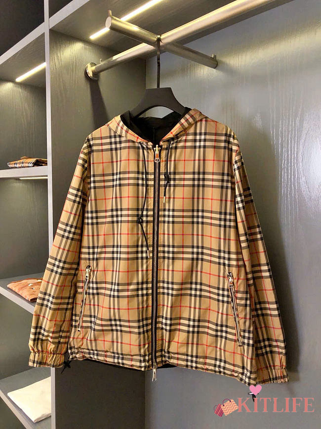 Kitlife Burberry Reversible Check Hooded Jacket Beige & Black - 1