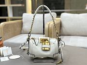 Kitlife Chloe Small Paddington Chain Bag In White Leather 22x15x10cm  - 1