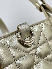Kitlife Dior Medium Toujours Bag Metallic Gold-Tone Macrocannage Calfskin 28.5x19x21cm - 4