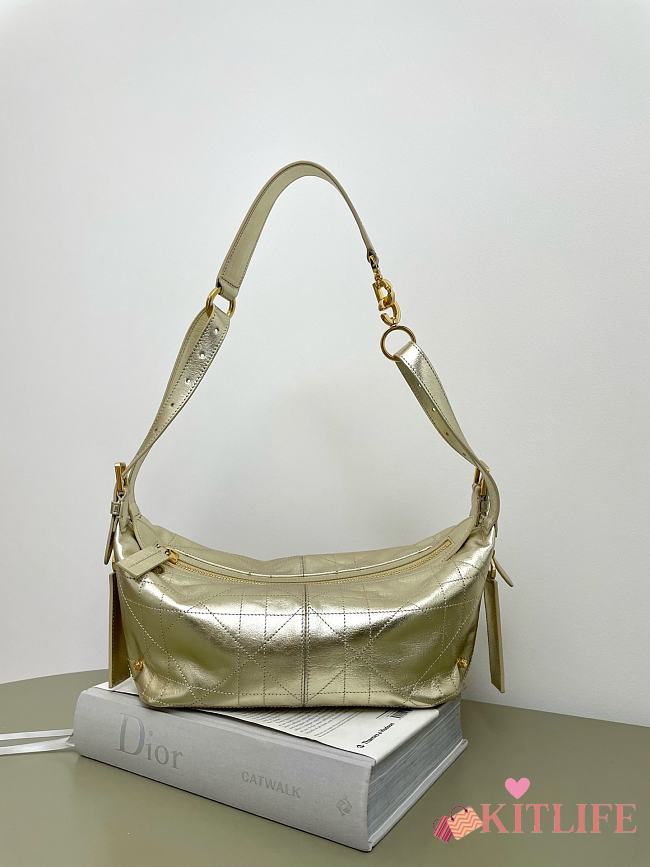 Kitlife Dior Small D-Journey Bag in Metallic Gold-Tone Flat Macrocannage Crinkled Calfskin 25.5x14.5x14cm - 1