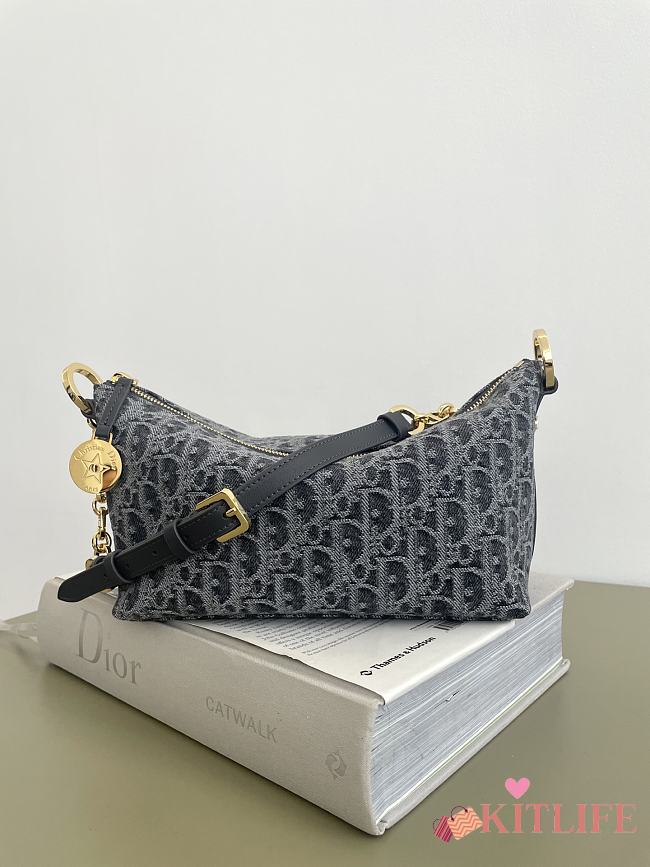 Kitlife Dior Diorstar Hobo Bag with Chain Gray Denim Oblique Jacquard 28.5x10x14.5cm - 1