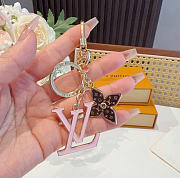 Kitlife Louis Vuitton  Spring Street Keychain M69008  - 1