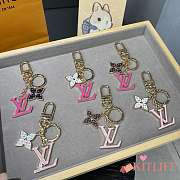 Kitlife Louis Vuitton  Spring Street Keychain M69008  - 2