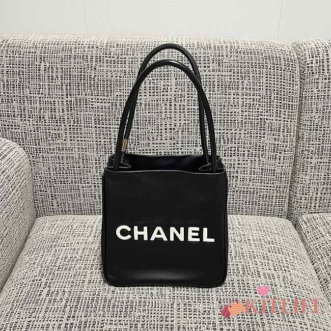 Kitlife Chanel Vintage Camellia Letter Reversible Tote Bag Black 24x25x12cm - 1