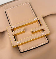 Kitlife Fendi Mamma Baguette Small Bag Beige 16x10x13cm - 4