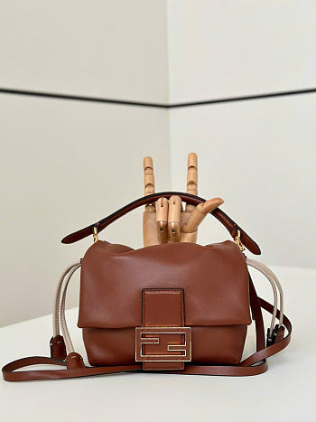 Kitlife Fendi Mamma Baguette Small Bag Dark Brown 16x10x13cm