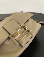 Kitlife Fendi Mamma Baguette Small Bag Gray 16x10x13cm  - 2