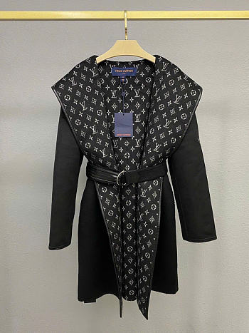 Kitlife Louis Vuitton Hooded Wrap Coat Black