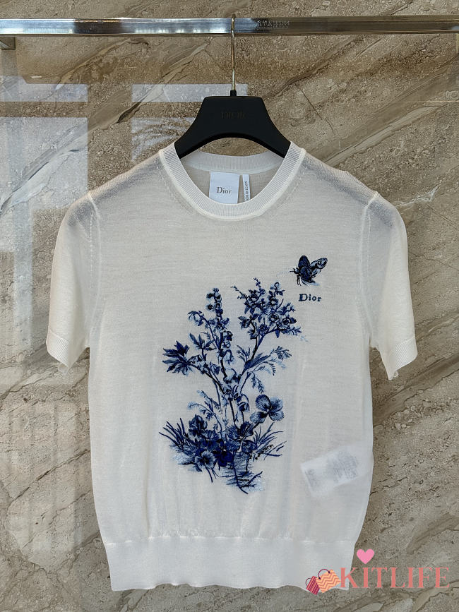 Kitlife Dior Short-Sleeved Embroidered Sweater White Virgin Wool and Silk with Bleu Myosotis Toile de Jouy Floral Garden Motif - 1