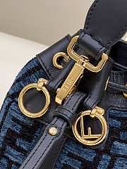 Kitlife Fendi Small Mon Tresor Bag Dark Blue & Black 14x12x18cm  - 4
