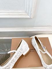 Kitlife Gianvito Rossi Claudia suede-trimmed Lace Mary Jane Shoes White - 2