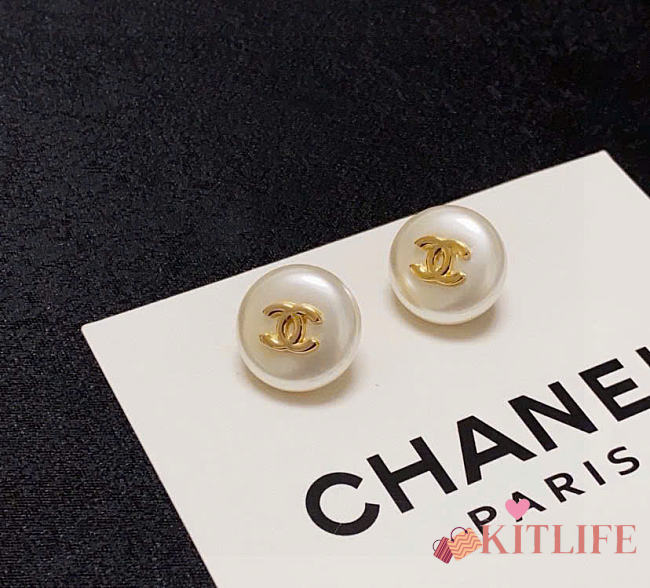 Kitlife Chanel Logo Lettering Earrings - 1
