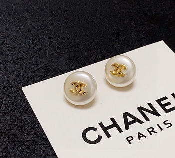 Kitlife Chanel Logo Lettering Earrings