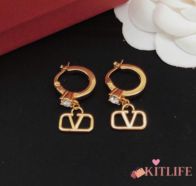 Kitlife Valentino Hook Earrings With Diamonds - 1
