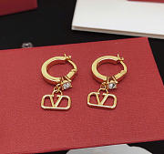 Kitlife Valentino Hook Earrings With Diamonds - 3