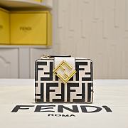 Kitlife Fendi FF Tri-fold Gold-tone Leather Wallet Black & White 33202 10x4x8cm - 1
