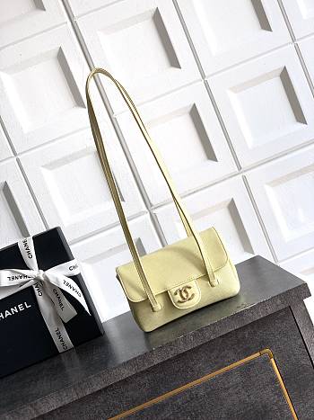 Kitlife Chanel 26P Flap Mini Bag Yellow Grained Shiny Calfskin A5807 11.5×17x5cm