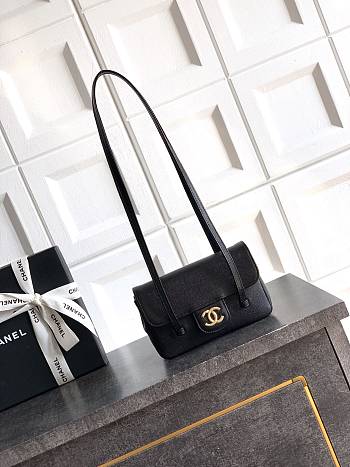 Kitlife Chanel 26P Flap Mini Bag Black Grained Shiny Calfskin A5807 11.5×17x5cm